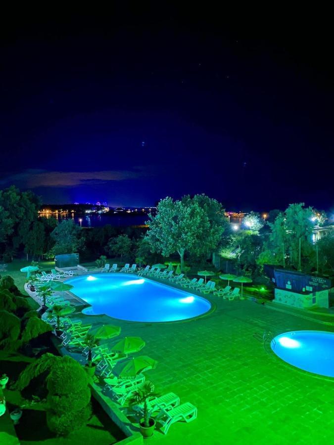 Complex Tismana 3* All Inclusive Jupiter Exterior foto