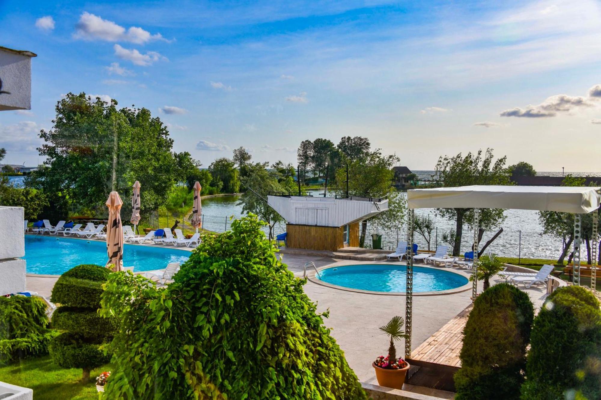 Complex Tismana 3* All Inclusive Jupiter Exterior foto
