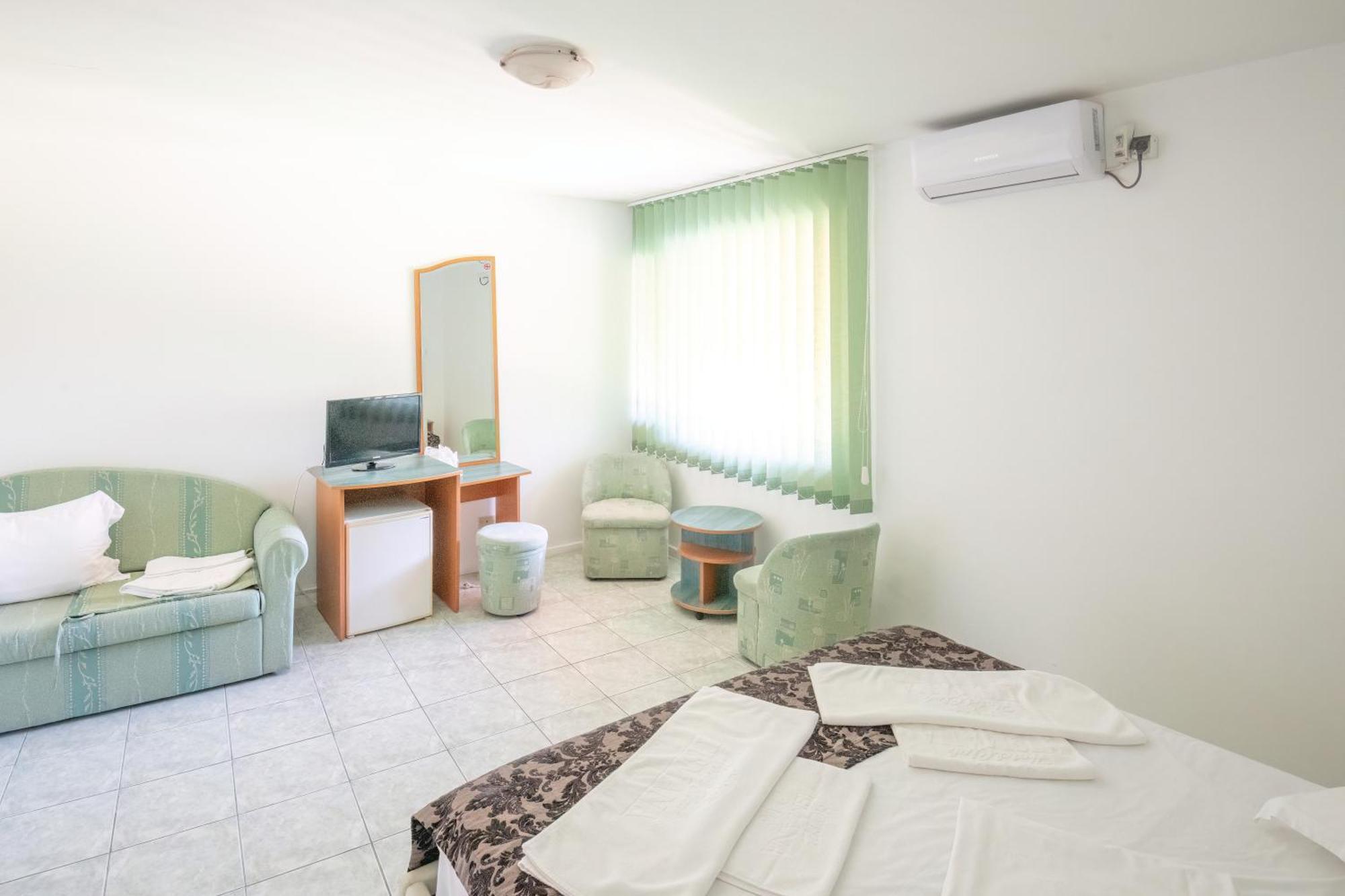 Complex Tismana 3* All Inclusive Jupiter Exterior foto
